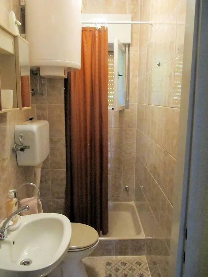 Fran Apartment Crikvenica 0*,